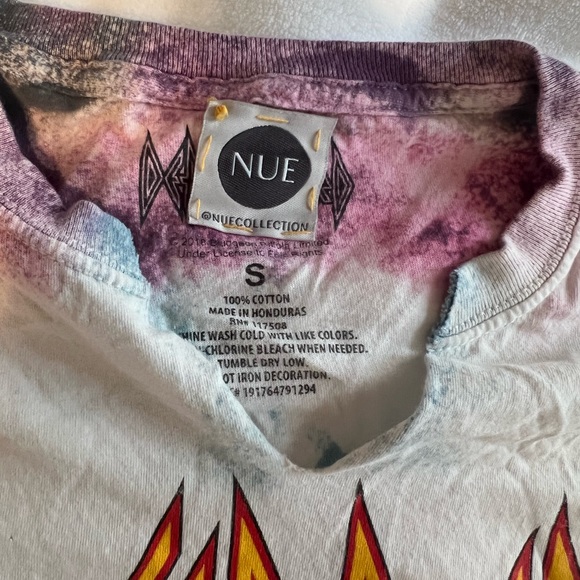 Tie-dye Def Lepord cropped tshirt - Picture 3 of 3